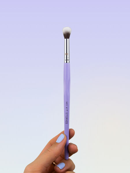 My Kit Stories Multipurpose Brush 202 - Pehmeä, pyöreäkärkinen sivellin luomivärin häivyttämiseen