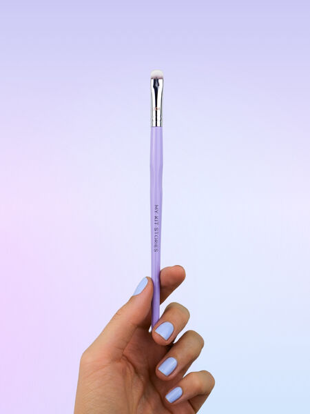 My Kit Stories Multipurpose Brush 204 - Pieni sivellin silmämeikin tarkkaan työskentelyyn ja häivyttämiseen