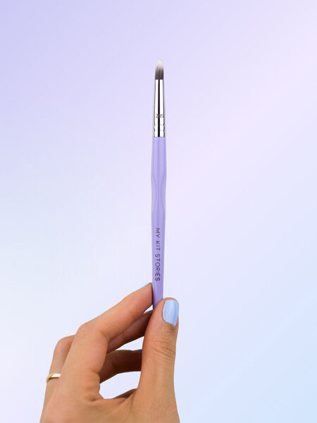 My Kit Stories Multipurpose Brush 205 - Kapeakärkinen kynäsivellin silmämeikin tarkkaan työskentelyyn