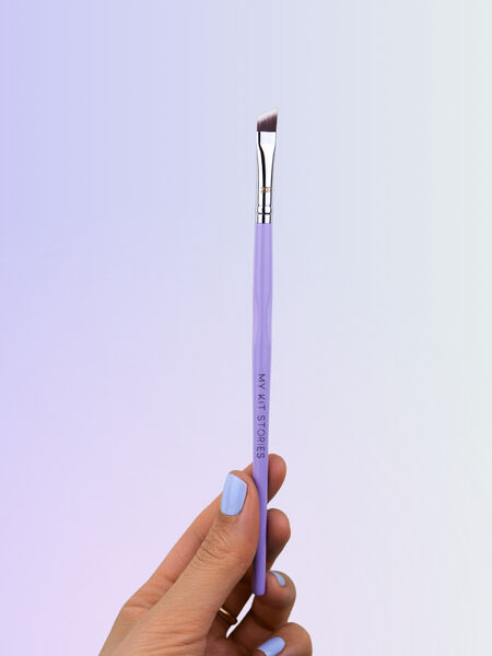 My Kit Stories Multipurpose Brush 207 - Viistopäinen sivellin silmienrajauksiin ja kulmakarvoille